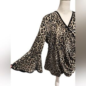 Coco Bianco Animal Print Bell Sleeve Blouse Excellent Condition Size XL